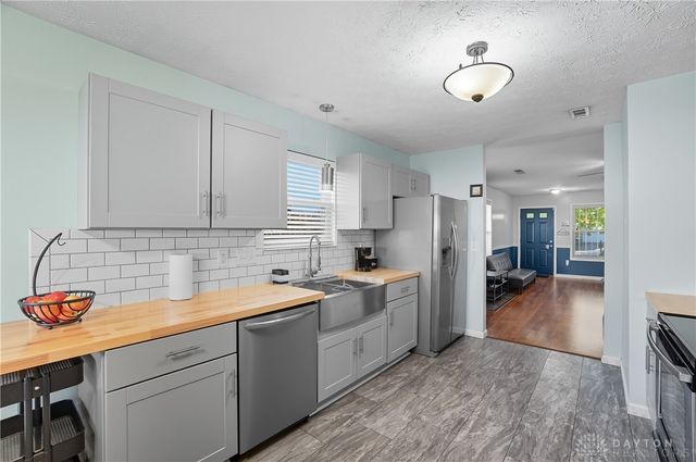 919 Charles Street, Trenton, OH 45067