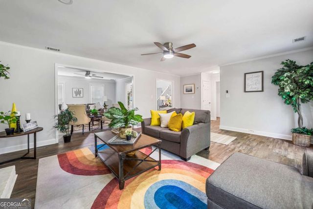 745 Princeton Mill Run, Marietta, GA 30068