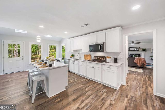 745 Princeton Mill Run, Marietta, GA 30068