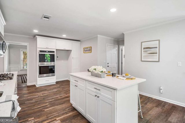 745 Princeton Mill Run, Marietta, GA 30068