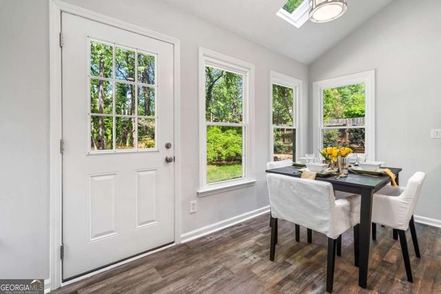 745 Princeton Mill Run, Marietta, GA 30068