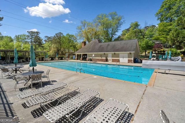 745 Princeton Mill Run, Marietta, GA 30068