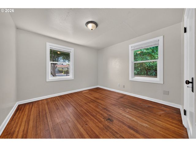 3041 ELMIRA Rd, Eugene, OR 97402