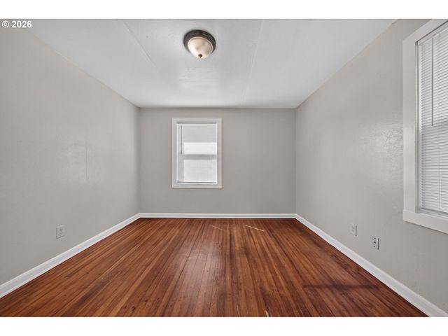 3041 ELMIRA Rd, Eugene, OR 97402