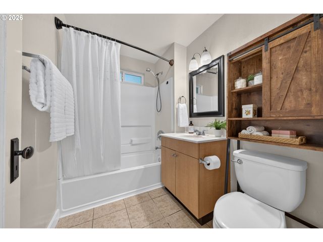 3041 ELMIRA Rd, Eugene, OR 97402