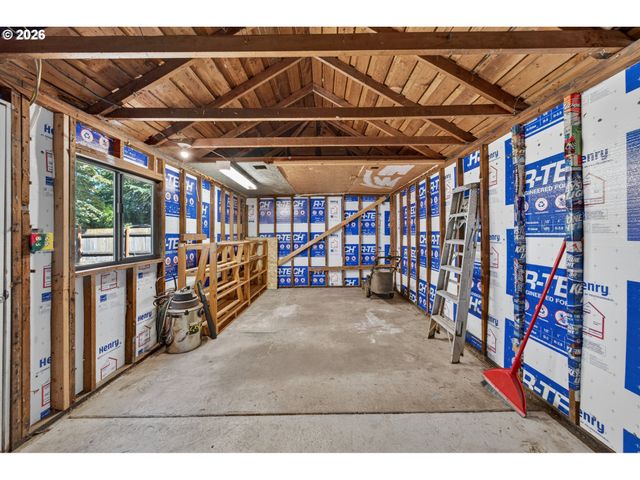 3041 ELMIRA Rd, Eugene, OR 97402