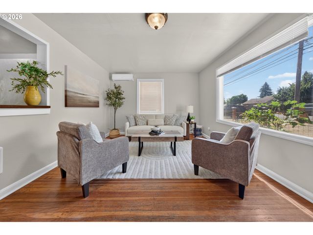 3041 ELMIRA Rd, Eugene, OR 97402