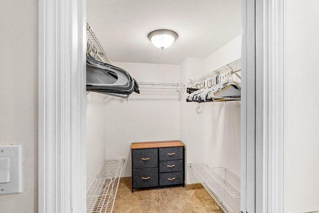 3505 Oaks Way 301, Pompano Beach, FL 33069