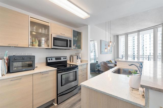 350 NE 24th St 1007, Miami, FL 33137