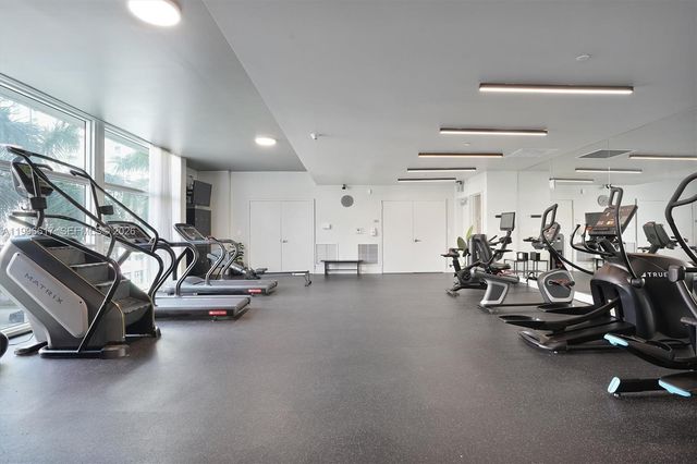 350 NE 24th St 1007, Miami, FL 33137