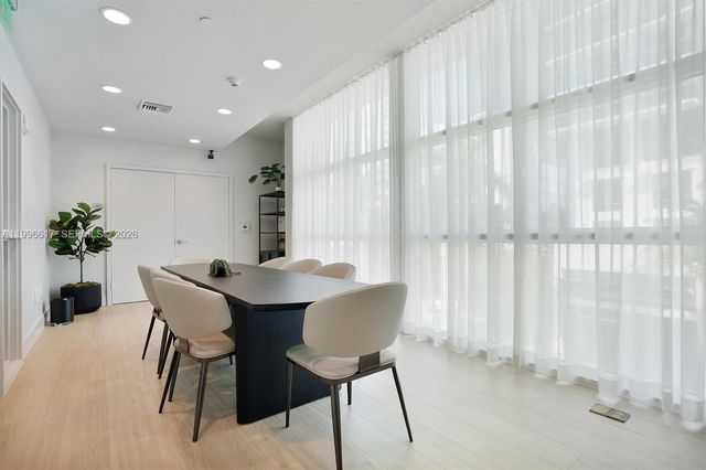 350 NE 24th St 1007, Miami, FL 33137