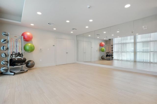 350 NE 24th St 1007, Miami, FL 33137