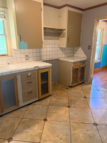 1407 Valley Dr., Longview, TX 75601