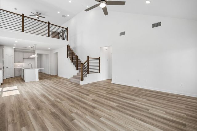 634 Amber Falls Drive, Montgomery, TX 77356