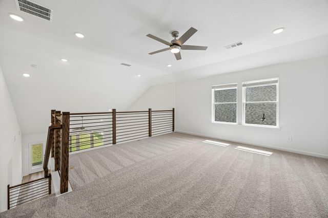 634 Amber Falls Drive, Montgomery, TX 77356