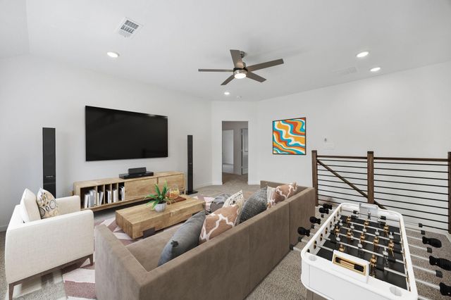 634 Amber Falls Drive, Montgomery, TX 77356
