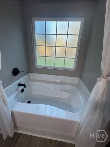 207 Piercefield Drive, Richmond Hill, GA 31324