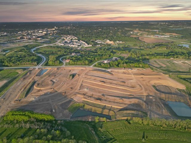 1415 S Lotus Place, West Des Moines, IA 50266