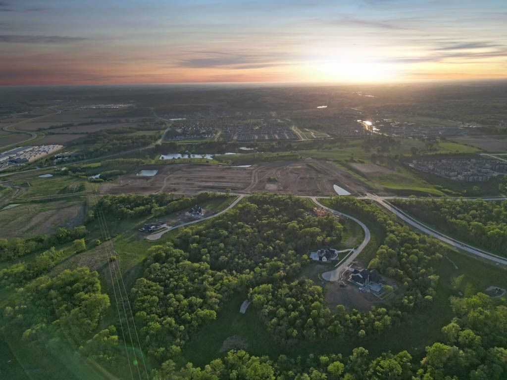 1415 S Lotus Place, West Des Moines, IA 50266