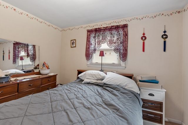 55 Lisa Dr, Leominster, MA 01453