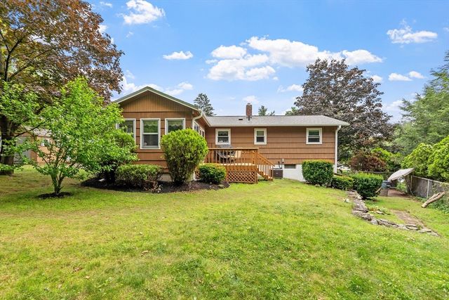 55 Lisa Dr, Leominster, MA 01453
