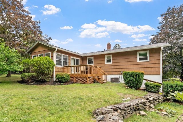 55 Lisa Dr, Leominster, MA 01453