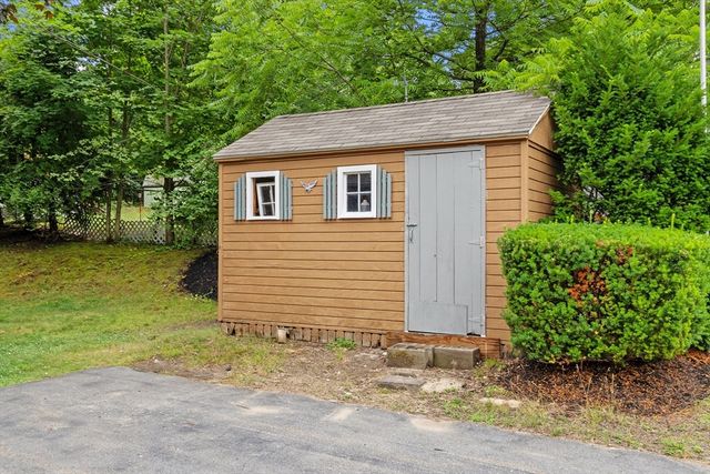 55 Lisa Dr, Leominster, MA 01453
