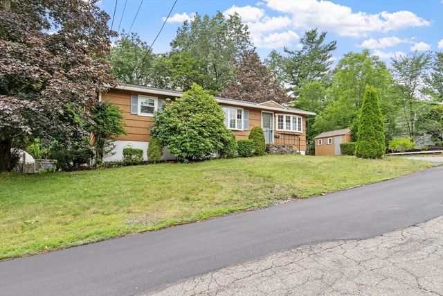 55 Lisa Dr, Leominster, MA 01453