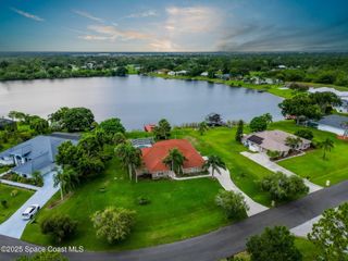405 Lake View Lane, Palm Bay, FL 32909
