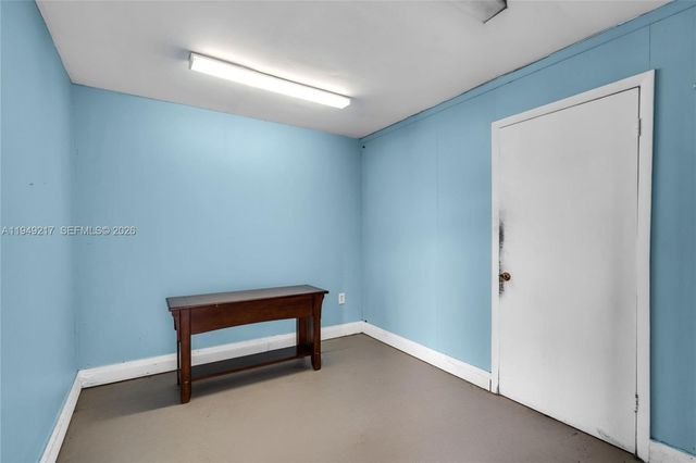 3904 NW 32nd Ave, Miami, FL 33142