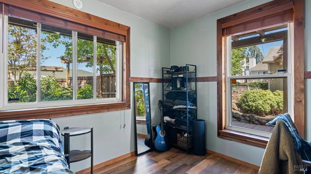 2048 E 3rd St, Benicia, CA 94510