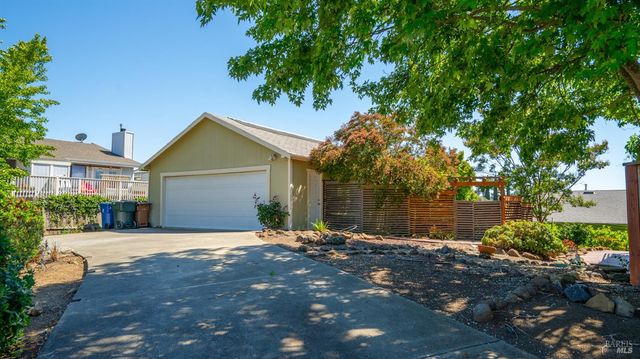 2048 E 3rd St, Benicia, CA 94510