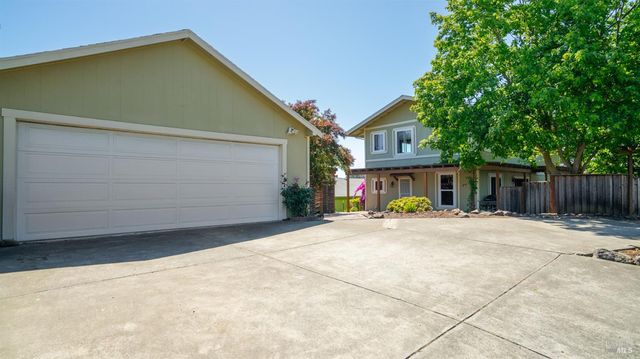2048 E 3rd St, Benicia, CA 94510