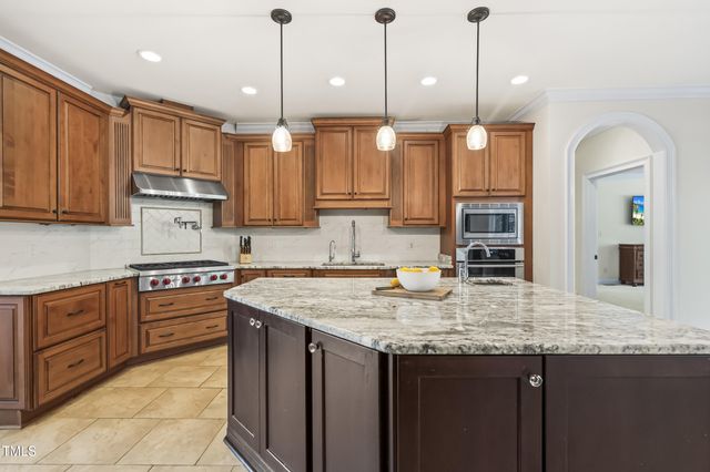 5808 Cavanaugh Drive, Raleigh, NC 27614