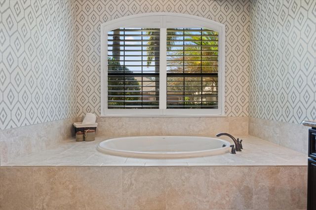 4404 Siena Circle, Wellington, FL 33414