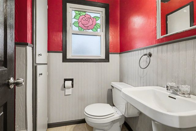 683 Capital Avenue, Battle Creek, MI 49017