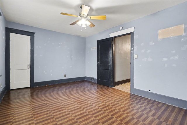 683 Capital Avenue, Battle Creek, MI 49017