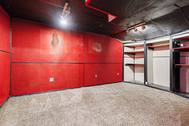 683 Capital Avenue, Battle Creek, MI 49017