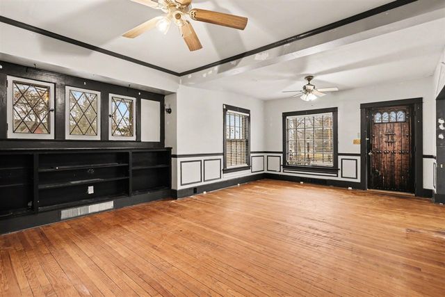 683 Capital Avenue, Battle Creek, MI 49017