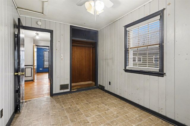 683 Capital Avenue, Battle Creek, MI 49017