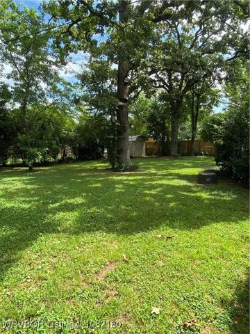 3823 Dallas Street, Fort Smith, AR 72903