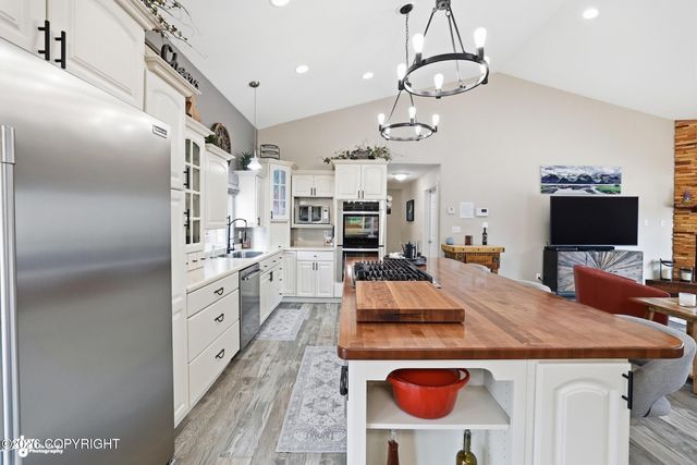 39285 Swanson River Road, Sterling, AK 99672