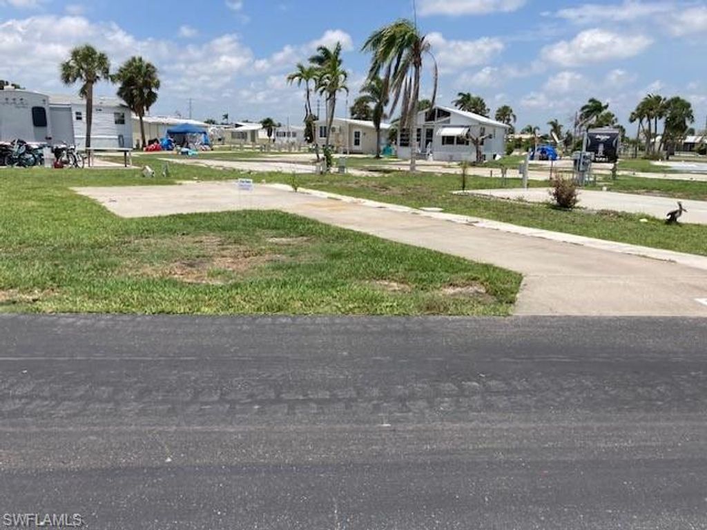 19681 Summerlin RD 256, FORT MYERS, FL 33908 — photo 2