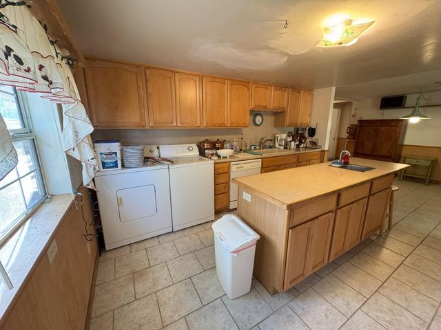 25991 Cir Bell Road, Fall River Mills, CA 96028