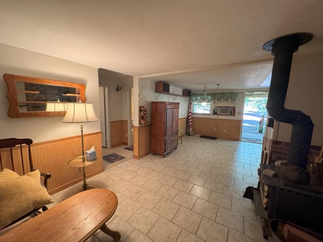 25991 Cir Bell Road, Fall River Mills, CA 96028