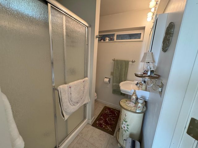 25991 Cir Bell Road, Fall River Mills, CA 96028