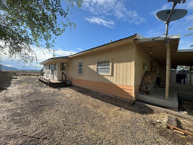 25991 Cir Bell Road, Fall River Mills, CA 96028