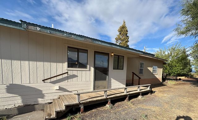 25991 Cir Bell Road, Fall River Mills, CA 96028