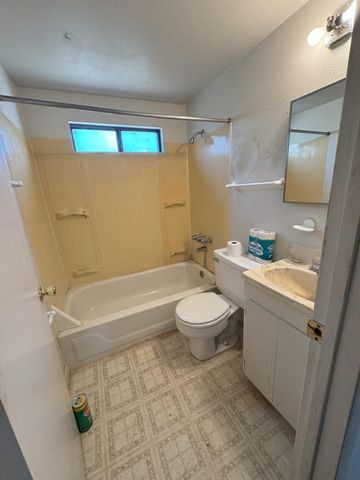 25991 Cir Bell Road, Fall River Mills, CA 96028