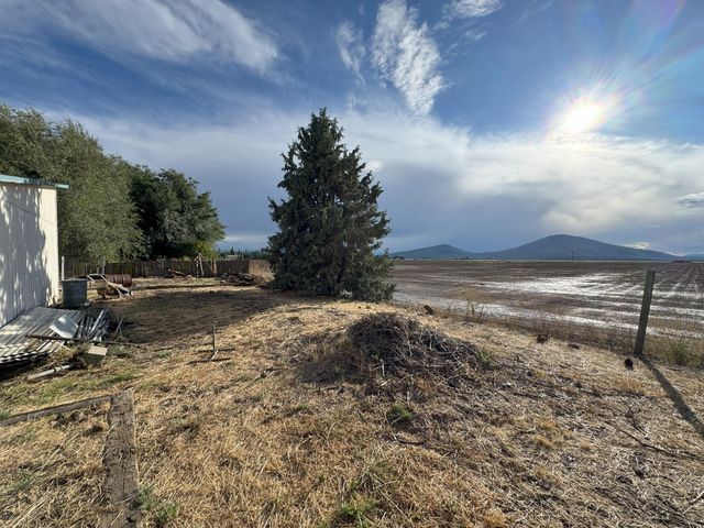 25991 Cir Bell Road, Fall River Mills, CA 96028